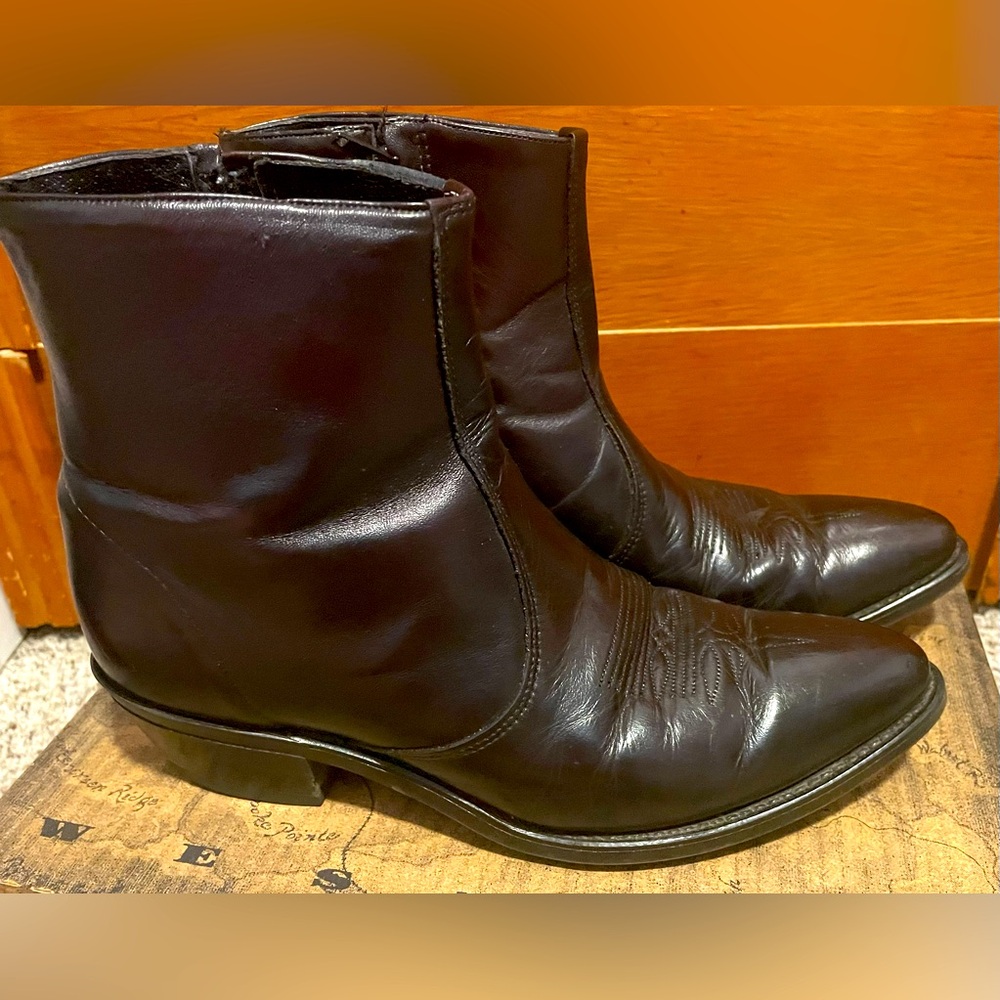 Laredo,Western Boots 5767 65332 Vintage Men’s 8.5 D Wine Burnt Apple Side Zip
